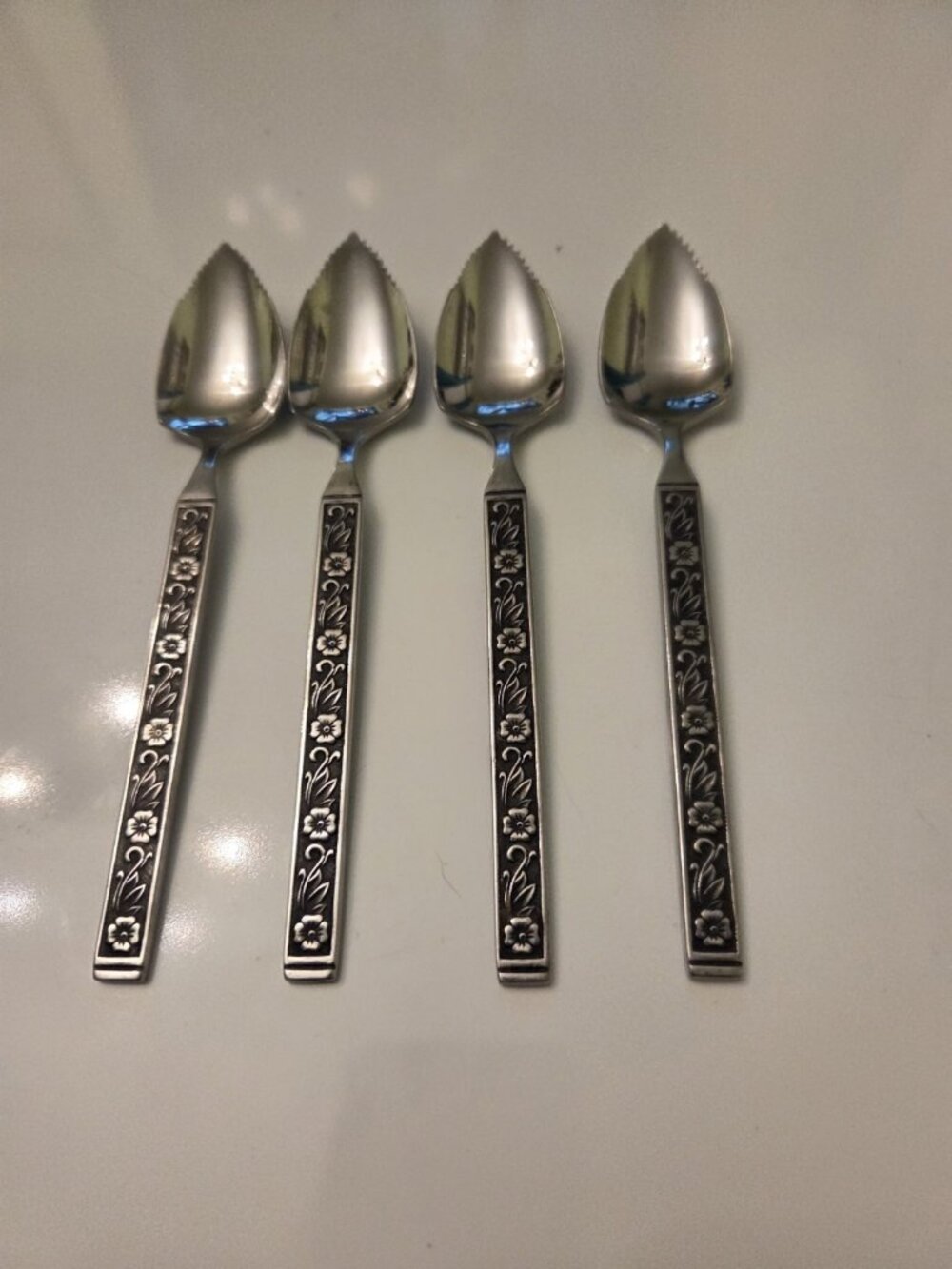 Gold Standard Night Blossom Grapefruit Spoons Serrated Set 4 Japan Flowers